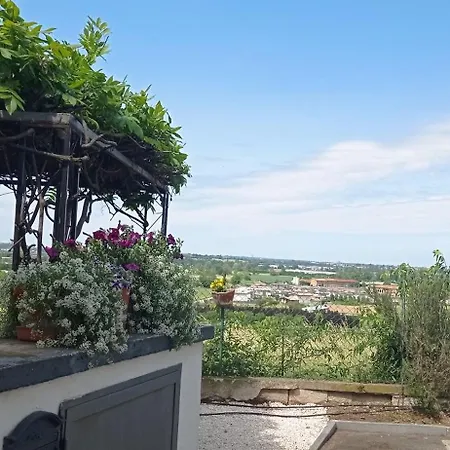 Casa Alice, In Collina Con Panorama ロナート